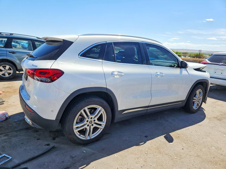 53128046 :رقم المزاد ، W1N4N4HBXNJ402070 vin ، 2022 Mercedes-benz Gla مزاد بيع