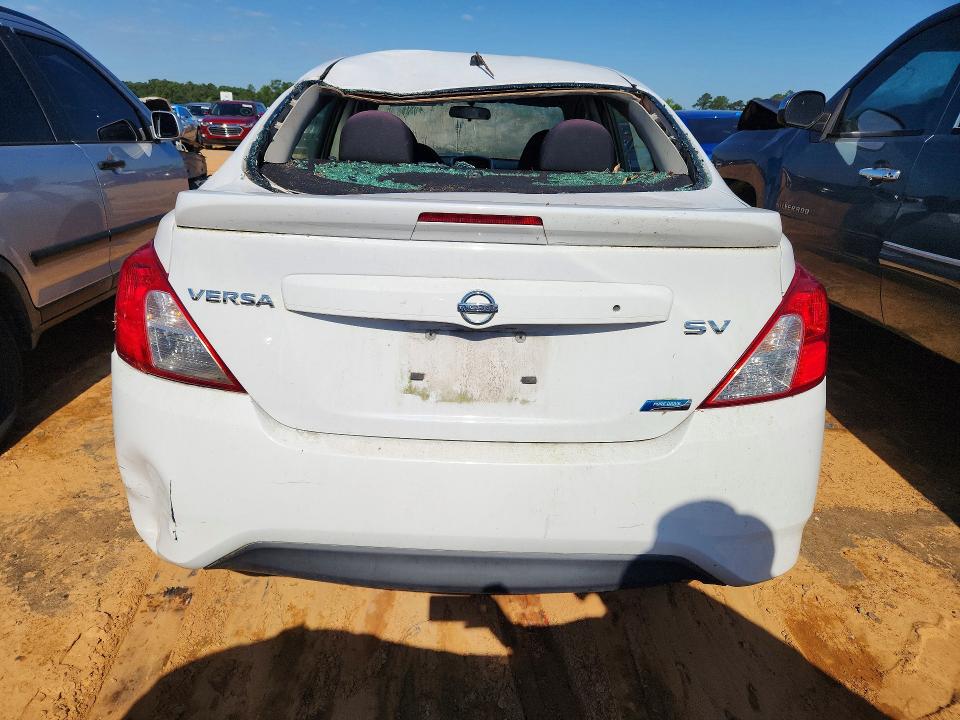 53240766 :رقم المزاد ، 3N1CN7AP2FL872956 vin ، 2015 Nissan Versa مزاد بيع