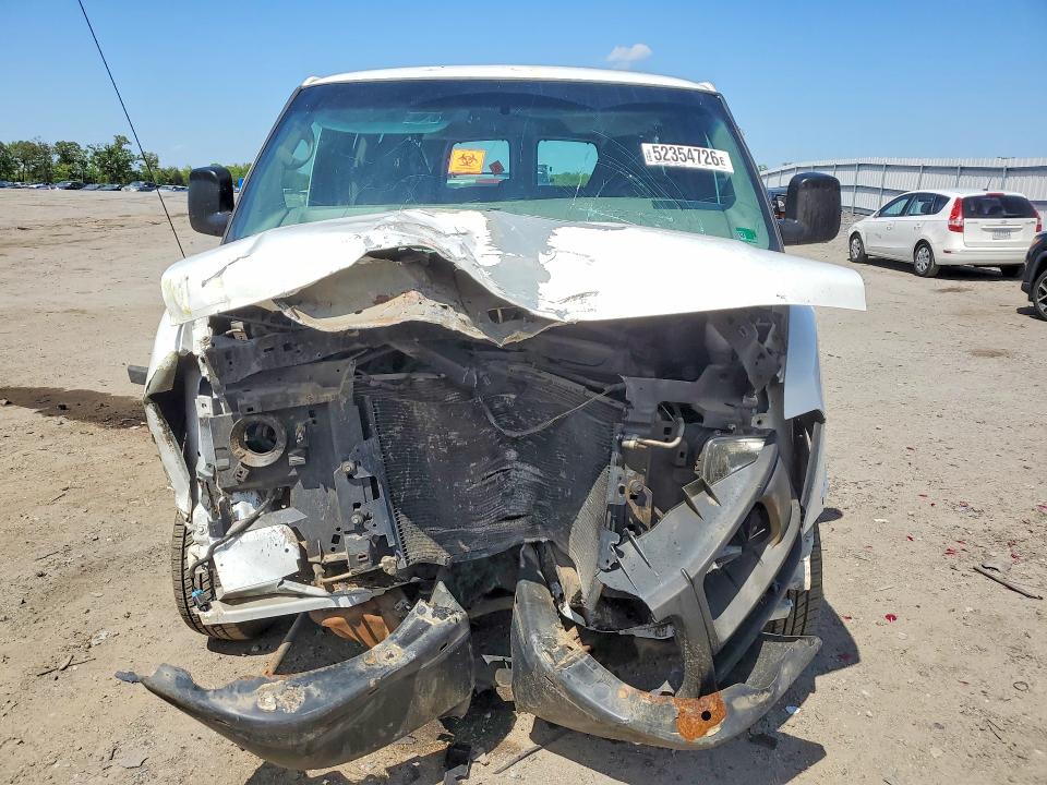 52354726 :رقم المزاد ، 1GJGG25V161219359 vin ، 2006 Gmc Savana مزاد بيع