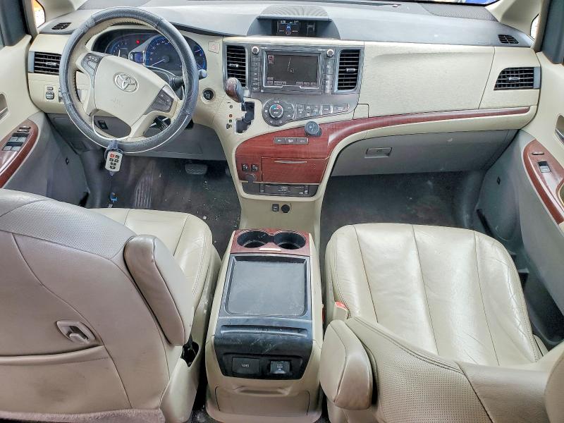 Продаж на аукціоні авто 2011 Toyota Sienna, vin: 5TDYK3DC9BS106885, номер лоту: 55135366