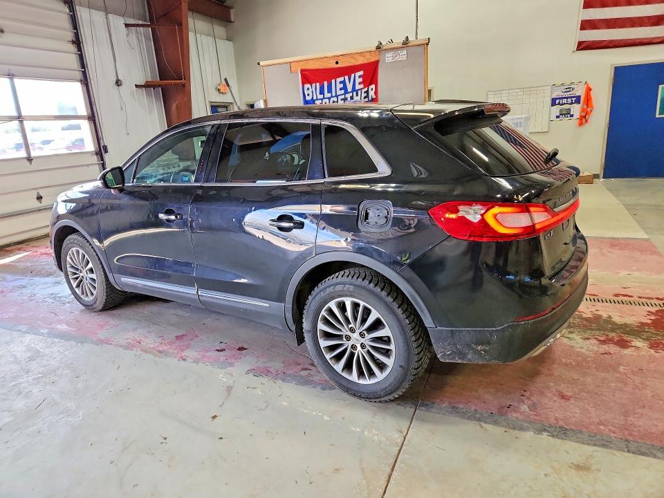 50925586 :رقم المزاد ، 2LMPJ8KR8HBL40464 vin ، 2017 Lincoln Mkx مزاد بيع