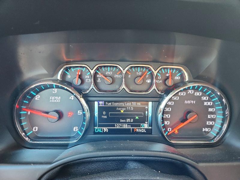 2018 Chevrolet Suburban მანქანა იყიდება აუქციონზე, vin: 1GNSKHKC3JR227549, აუქციონის ნომერი: 53848386