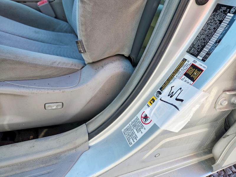 69193635 :رقم المزاد ، 4T4BF3EK2BR142740 vin ، 2011 Toyota Camry مزاد بيع