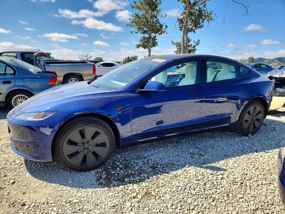 53454786 :رقم المزاد ، 5YJ3E1EA7SF920962 vin ، 2025 Tesla Model 3 مزاد بيع