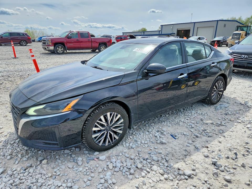 2023 Nissan Altima მანქანა იყიდება აუქციონზე, vin: 1N4BL4DW4PN394661, აუქციონის ნომერი: 52518556