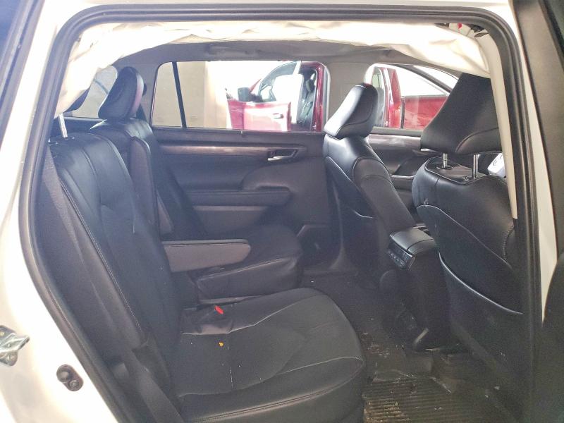 Продажа на аукционе авто 2024 Toyota Highlander, vin: 5TDKDRBH5RS537607, номер лота: 54971536