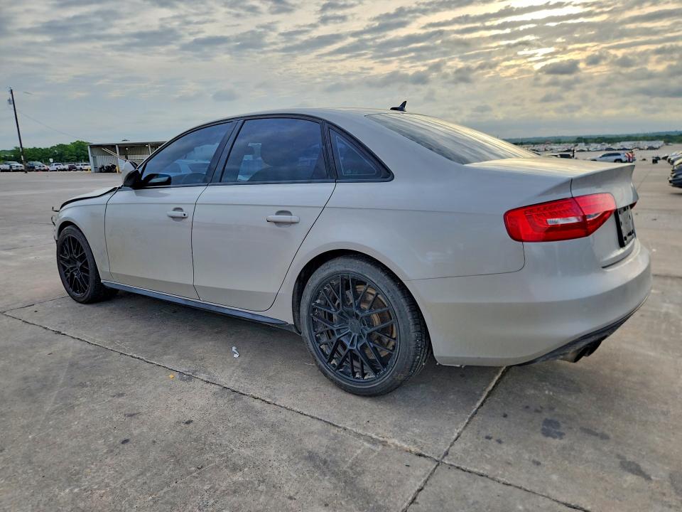 52389456 :رقم المزاد ، WAUEFAFL4FN034916 vin ، 2015 Audi A4 مزاد بيع