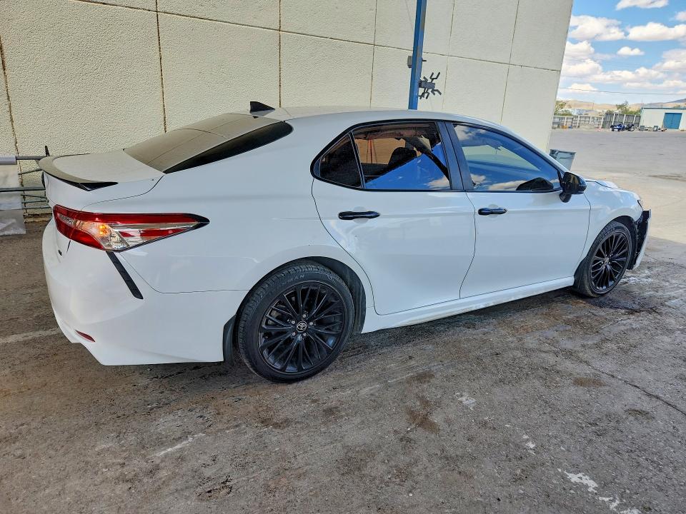 54702506 :رقم المزاد ، 4T1G11AK2LU397124 vin ، 2020 Toyota Camry مزاد بيع