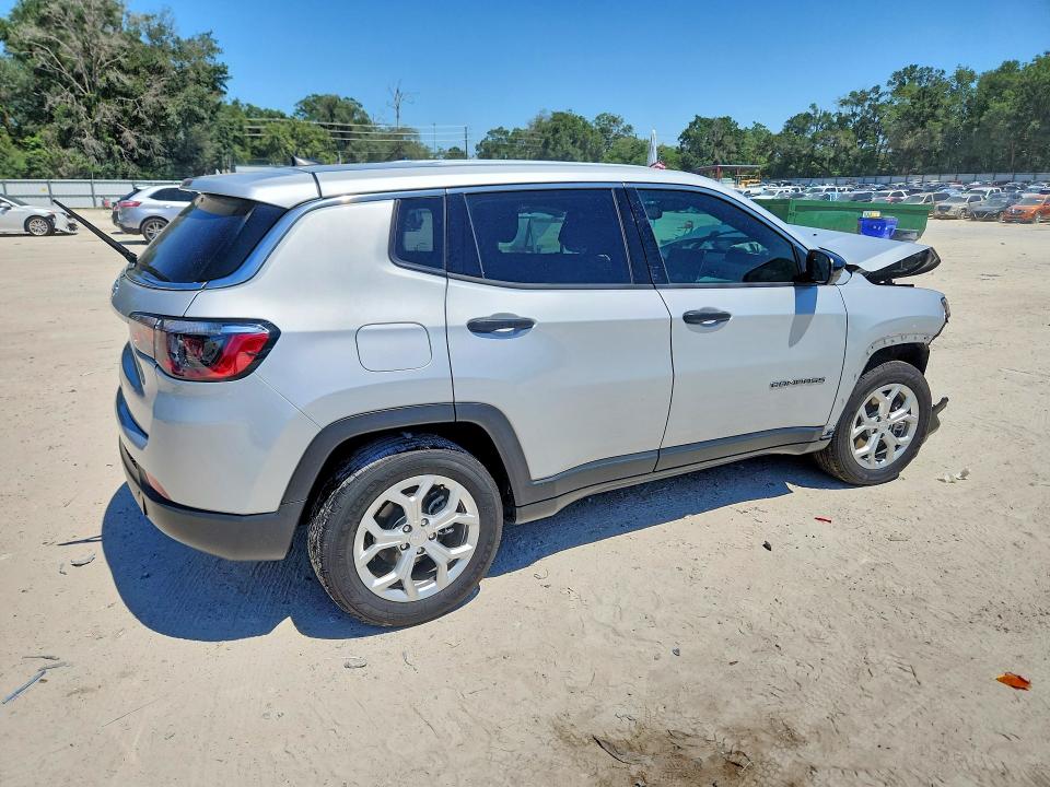 2024 Jeep Compass მანქანა იყიდება აუქციონზე, vin: 3C4NJDANXRT135099, აუქციონის ნომერი: 53788266