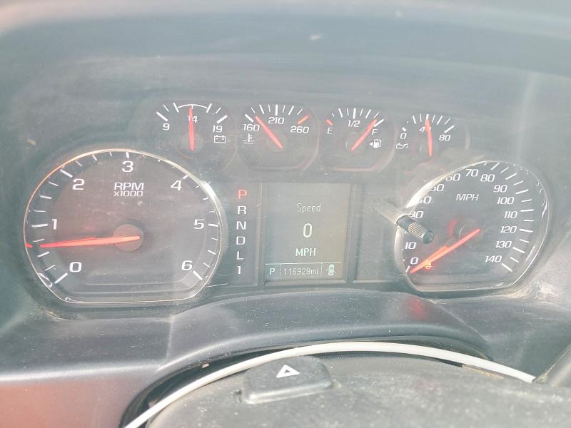 55154956 :رقم المزاد ، 1GC1KUEG6JF142718 vin ، 2018 Chevrolet Silverado مزاد بيع