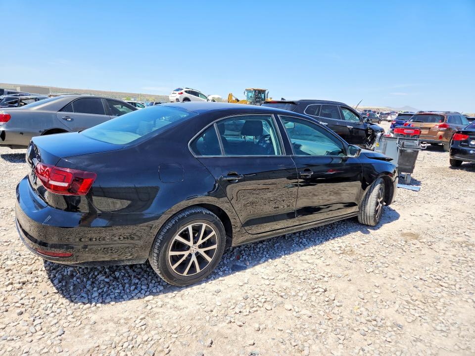 52368796 :رقم المزاد ، 3VW267AJ9GM205537 vin ، 2016 Volkswagen Jetta مزاد بيع