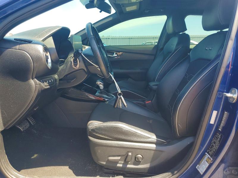 2021 Kia Forte მანქანა იყიდება აუქციონზე, vin: 3KPF34ADXME303200, აუქციონის ნომერი: 52240656