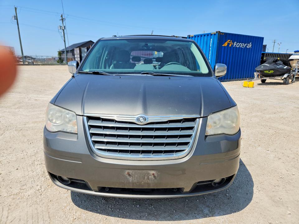 53736146 :رقم المزاد ، 2A4RR5DX0AR398975 vin ، 2010 Chrysler Town & Country مزاد بيع