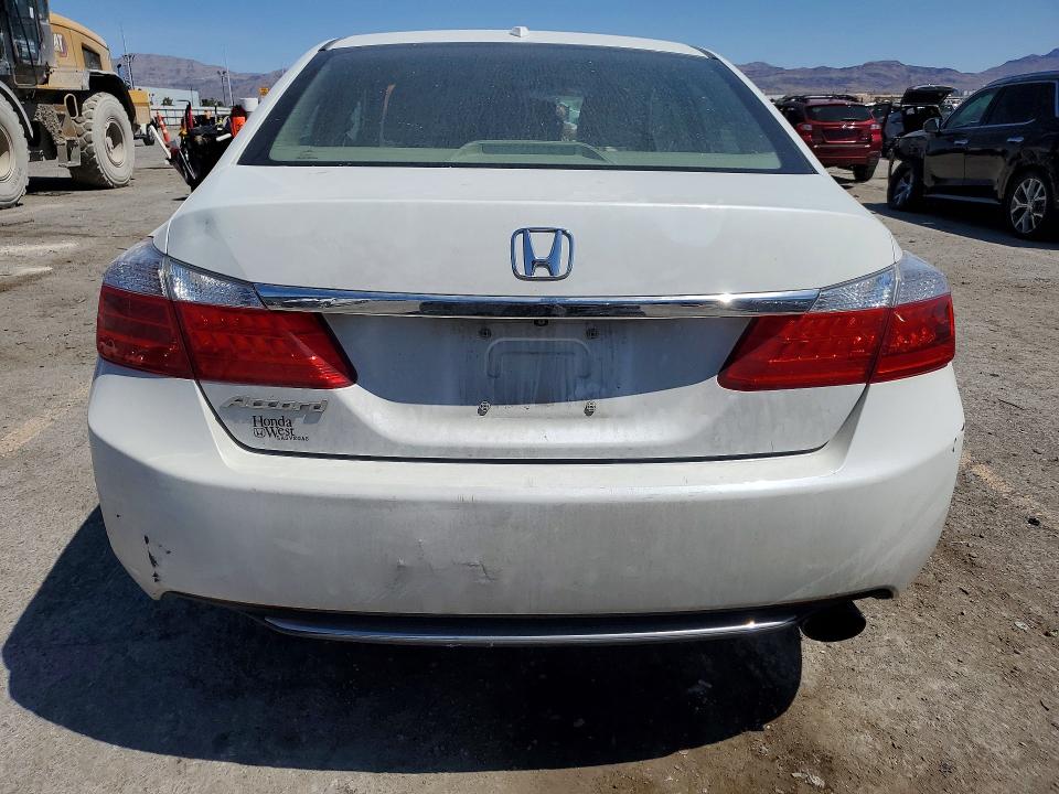 Продажа на аукционе авто 2015 Honda Accord, vin: 1HGCR2F84FA110372, номер лота: 54400996
