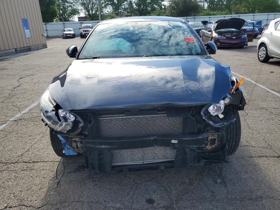2020 Kia Forte მანქანა იყიდება აუქციონზე, vin: 3KPF24AD5LE261214, აუქციონის ნომერი: 52403486