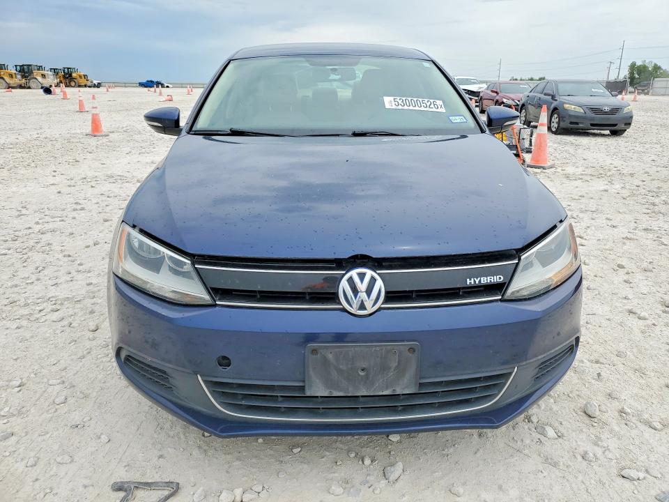 2013 Volkswagen Jetta მანქანა იყიდება აუქციონზე, vin: 3VW637AJXDM253215, აუქციონის ნომერი: 53000526