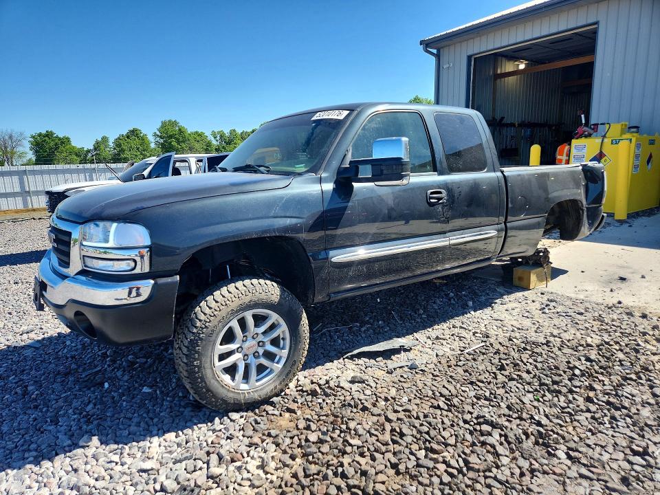 52010176 :رقم المزاد ، 1GTEK19T73E379833 vin ، 2003 Gmc 1500 مزاد بيع