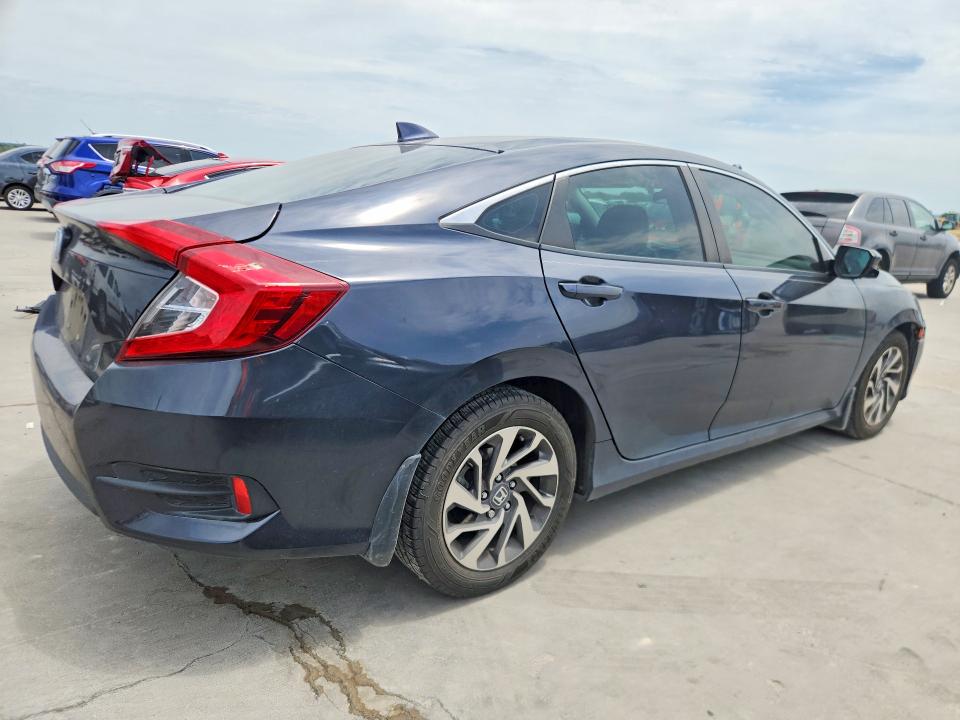 Продаж на аукціоні авто 2017 Honda Civic, vin: 19XFC2F79HE071895, номер лоту: 51984576