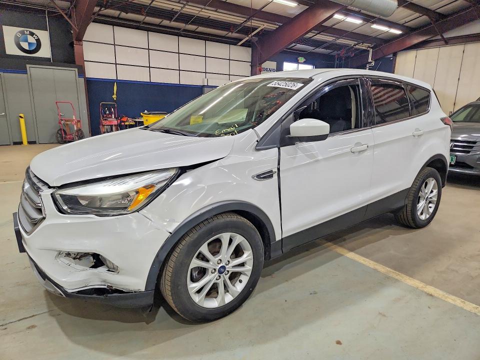 2017 Ford Escape მანქანა იყიდება აუქციონზე, vin: 1FMCU0GDXHUB03212, აუქციონის ნომერი: 55425026