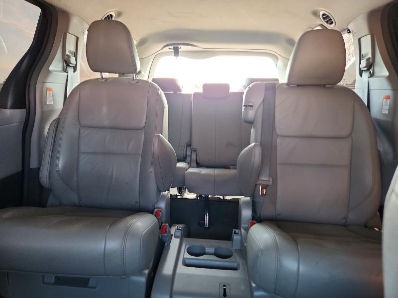 Продаж на аукціоні авто 2018 Toyota Sienna, vin: 5TDYZ3DCXJS927813, номер лоту: 52855256