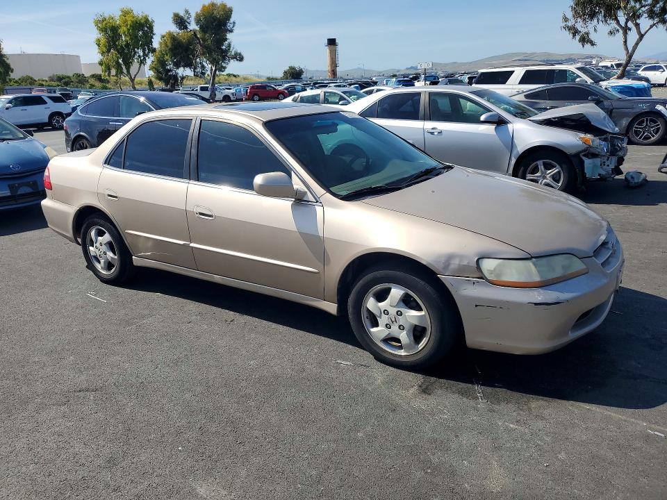 Aukcja sprzedaży 2000 Honda Accord, vin: 1HGCG6672YA152708, numer aukcji: 52897296