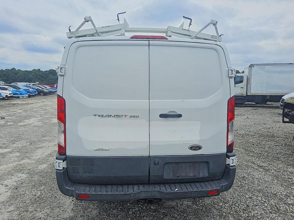 2015 Ford Transit მანქანა იყიდება აუქციონზე, vin: 1FTNR1ZG1FKB12045, აუქციონის ნომერი: 54796406