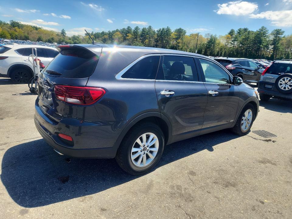 2019 Kia Sorento მანქანა იყიდება აუქციონზე, vin: 5XYPGDA52KG544637, აუქციონის ნომერი: 52123976