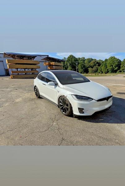 Aukcja sprzedaży 2018 Tesla Model X, vin: 5YJXCBE2XJF103330, numer aukcji: 54701946