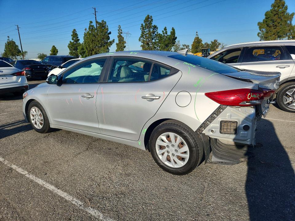 Aukcja sprzedaży 2017 Hyundai Elantra, vin: 5NPD74LF2HH050403, numer aukcji: 52325916