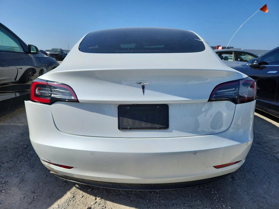 Продажа на аукционе авто 2021 Tesla Model 3, vin: 5YJ3E1EAXMF067685, номер лота: 51857776