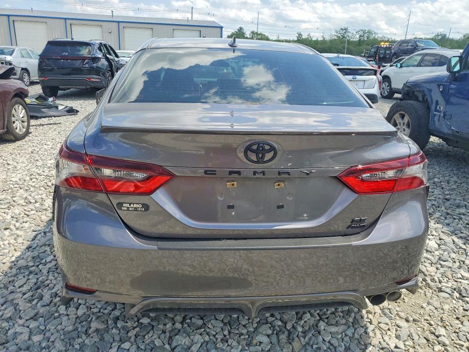 Продаж на аукціоні авто 2022 Toyota Camry, vin: 4T1G11BKXNU069421, номер лоту: 53703876
