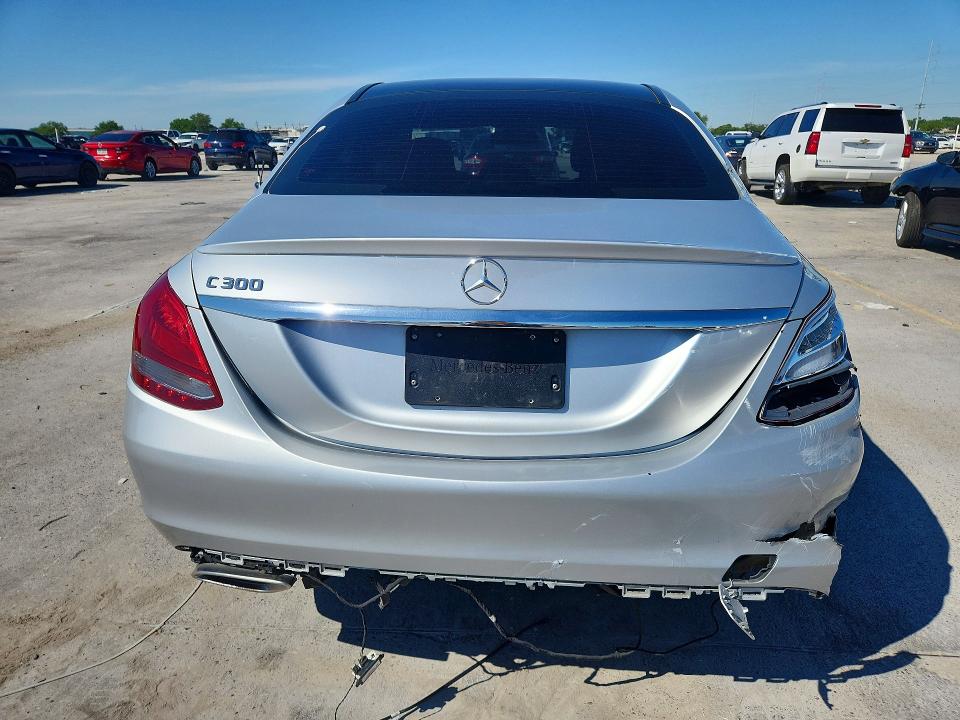 52316576 :رقم المزاد ، 55SWF4JBXJU234762 vin ، 2018 Mercedes-benz C مزاد بيع
