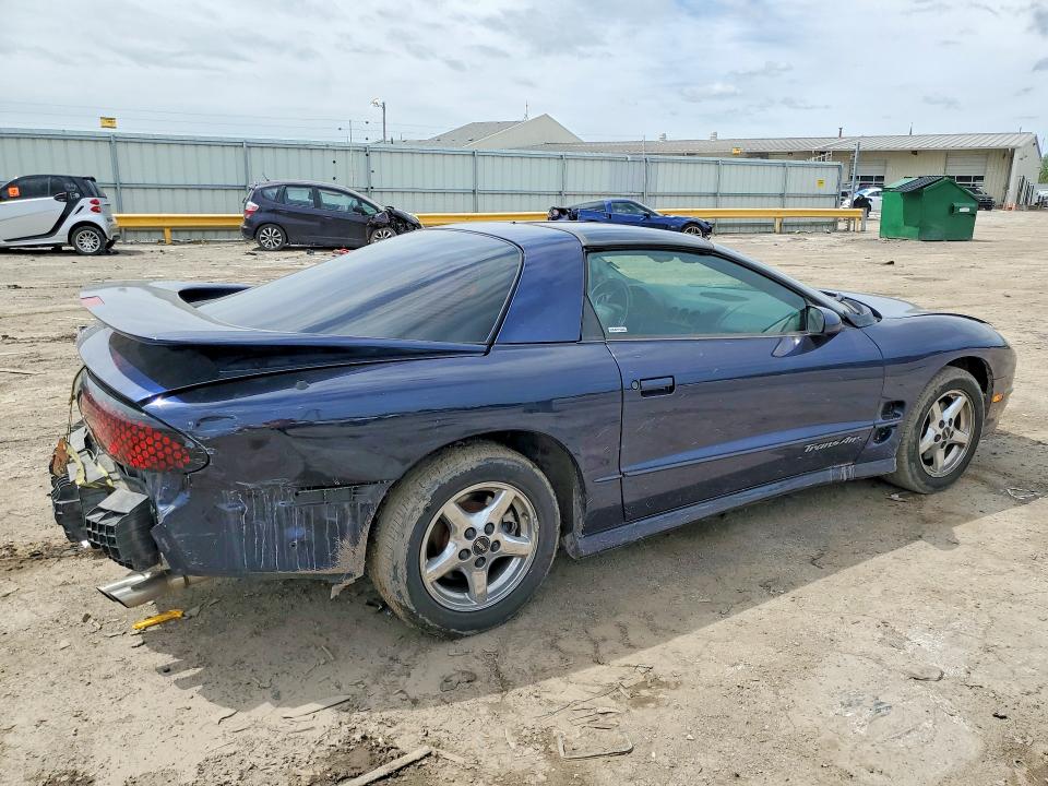 53708256 :رقم المزاد ، 2G2FV22G9Y2156893 vin ، 2000 Pontiac Firebird مزاد بيع