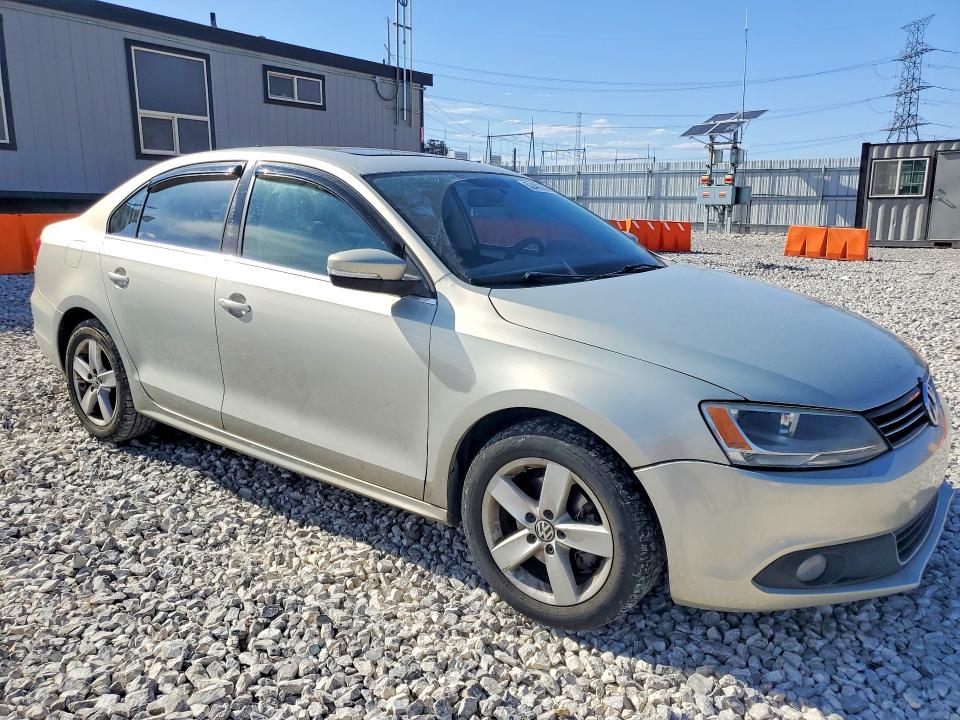 2011 Volkswagen Jetta მანქანა იყიდება აუქციონზე, vin: 3VWLL7AJ3BM122661, აუქციონის ნომერი: 52402856