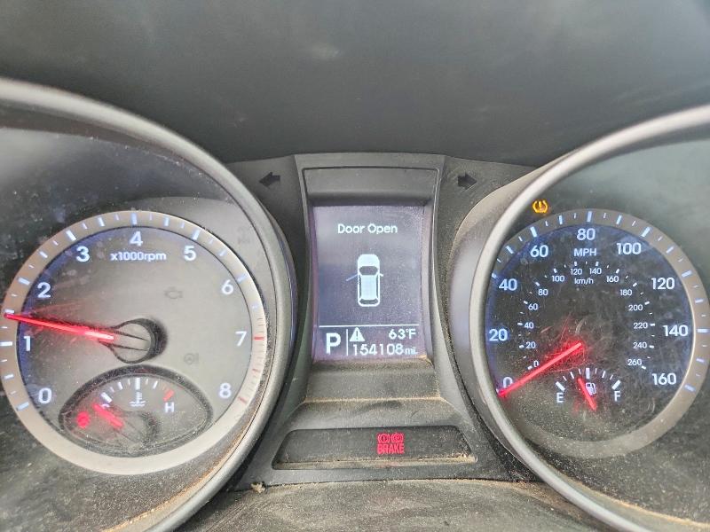 2015 Hyundai Santa Fe Sport მანქანა იყიდება აუქციონზე, vin: 5XYZU3LB3FG273396, აუქციონის ნომერი: 53769746