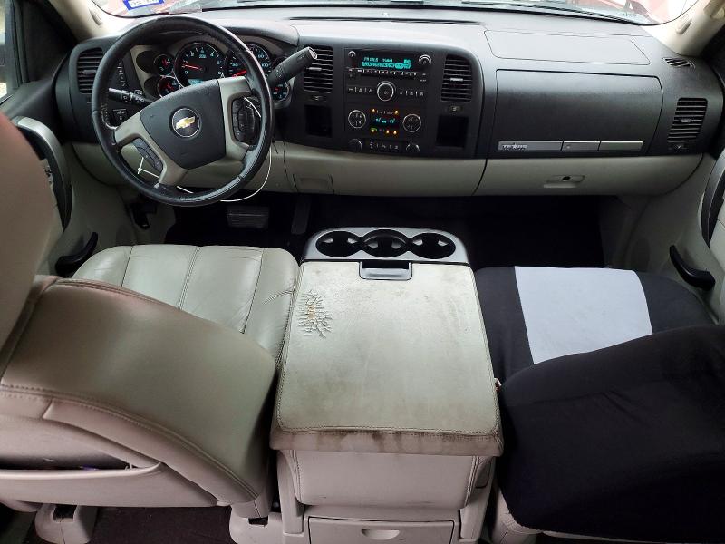 52362476 :رقم المزاد ، 3GCPCSE04BG405643 vin ، 2011 Chevrolet Silverado مزاد بيع