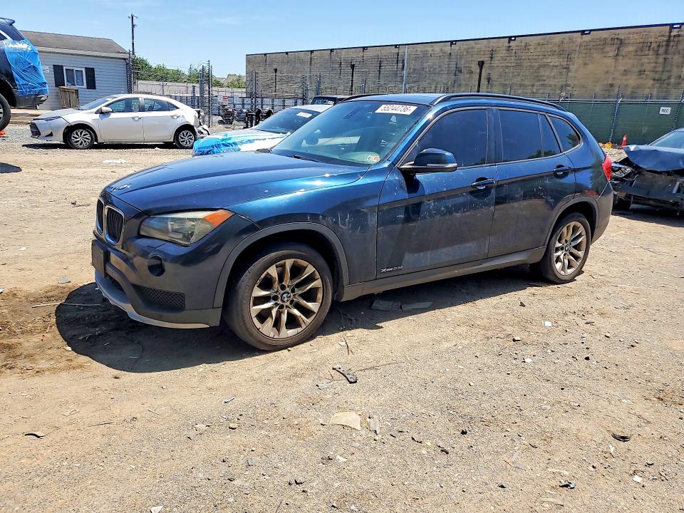 Auction sale of the 2015 Bmw X1, vin: WBAVL1C59FVY28941, lot number: 55244736