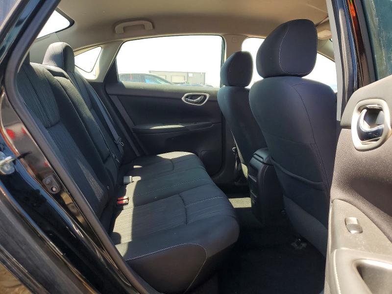 Продажа на аукционе авто 2018 Nissan Sentra, vin: 3N1AB7AP0JY305124, номер лота: 52893916
