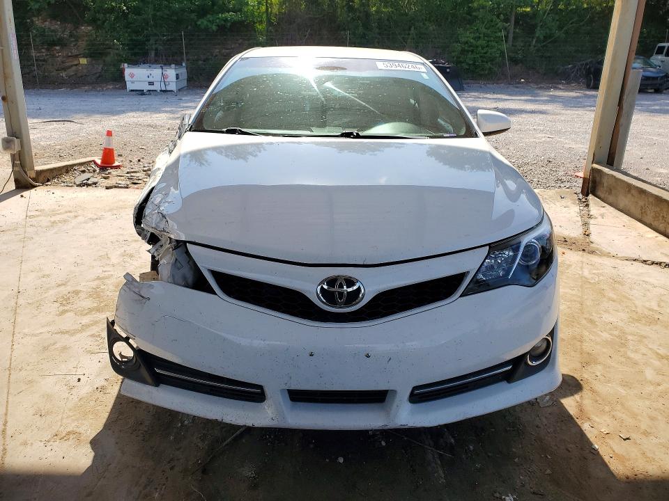 2014 Toyota Camry მანქანა იყიდება აუქციონზე, vin: 4T1BF1FK1EU308702, აუქციონის ნომერი: 53946246