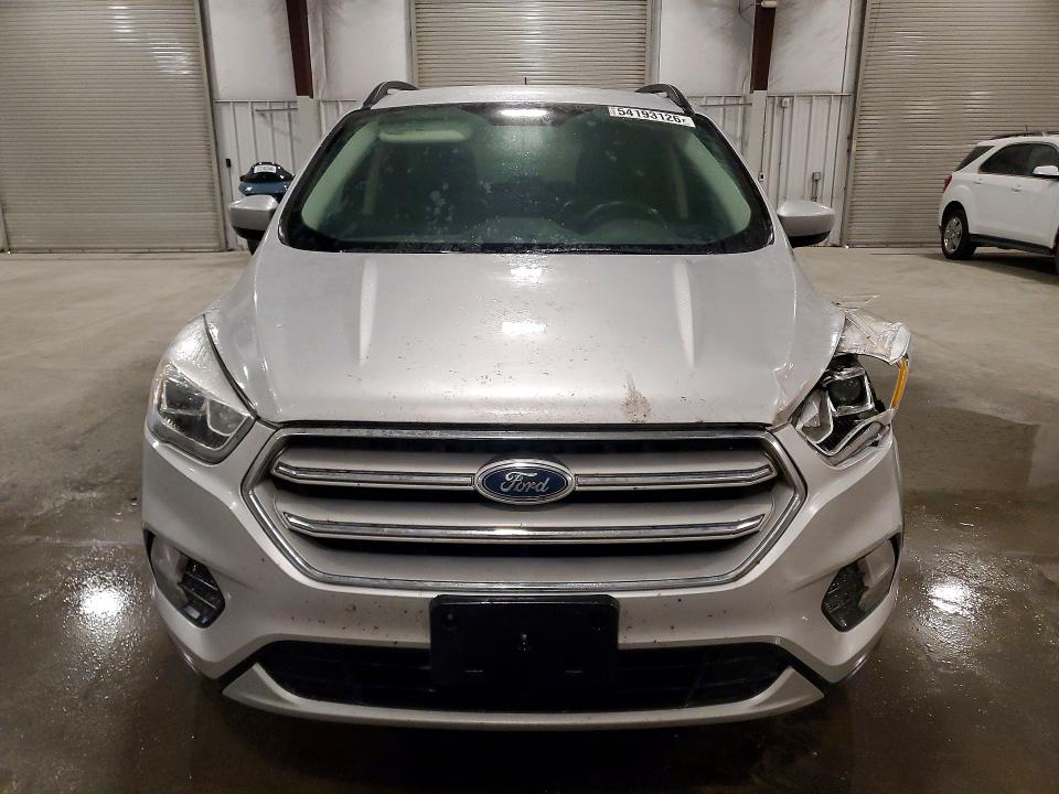 Продажа на аукционе авто 2018 Ford Escape, vin: 1FMCU9HD0JUB43906, номер лота: 54193126