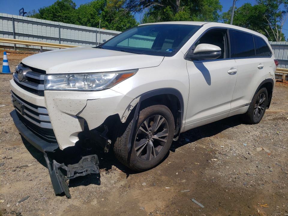 52883056 :رقم المزاد ، 5TDBZRFHXJS818303 vin ، 2018 Toyota Highlander مزاد بيع