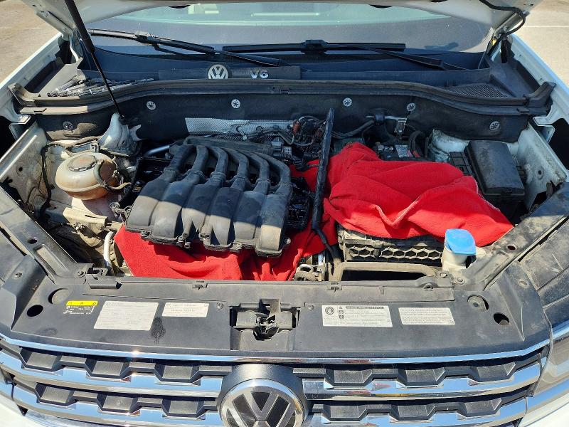 53807216 :رقم المزاد ، 1V2MR2CA6JC527482 vin ، 2018 Volkswagen Atlas مزاد بيع