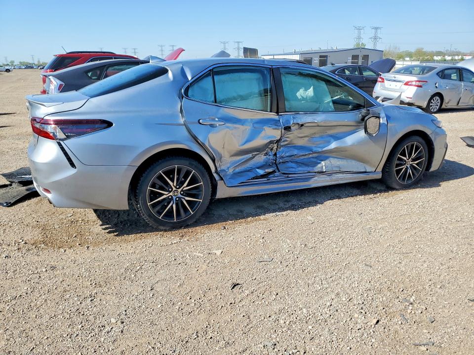 2022 Toyota Camry მანქანა იყიდება აუქციონზე, vin: 4T1G11AK0NU628704, აუქციონის ნომერი: 41629856