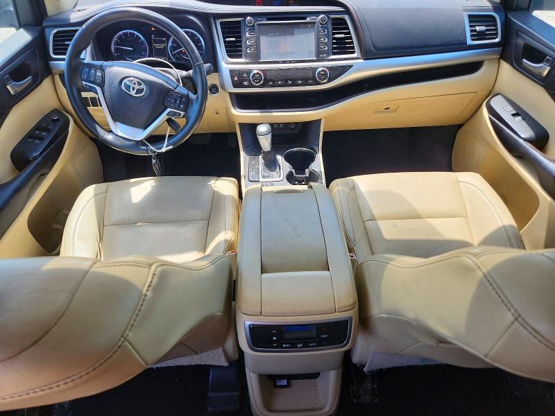 54560946 :رقم المزاد ، 5TDKZRFH5HS193139 vin ، 2017 Toyota Highlander مزاد بيع