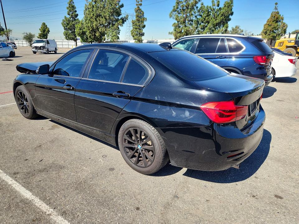 2017 Bmw 320 მანქანა იყიდება აუქციონზე, vin: WBA8E1G3XHNU16272, აუქციონის ნომერი: 53039666