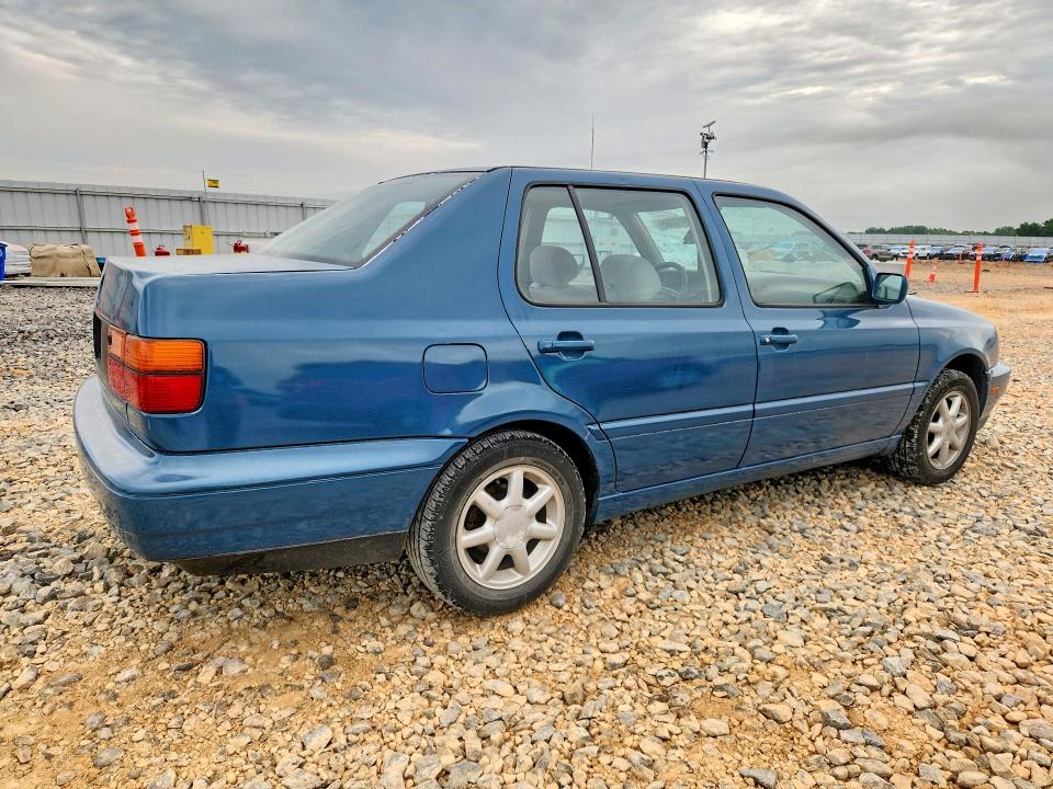 1995 Volkswagen Jetta მანქანა იყიდება აუქციონზე, vin: 3VWRA81H8SM011767, აუქციონის ნომერი: 54912006