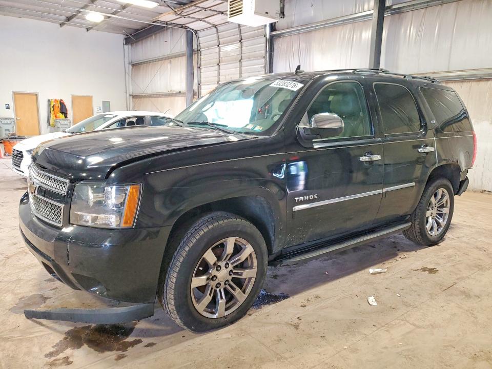 53283276 :رقم المزاد ، 1GNUKCE05AR146078 vin ، 2010 Chevrolet Tahoe مزاد بيع