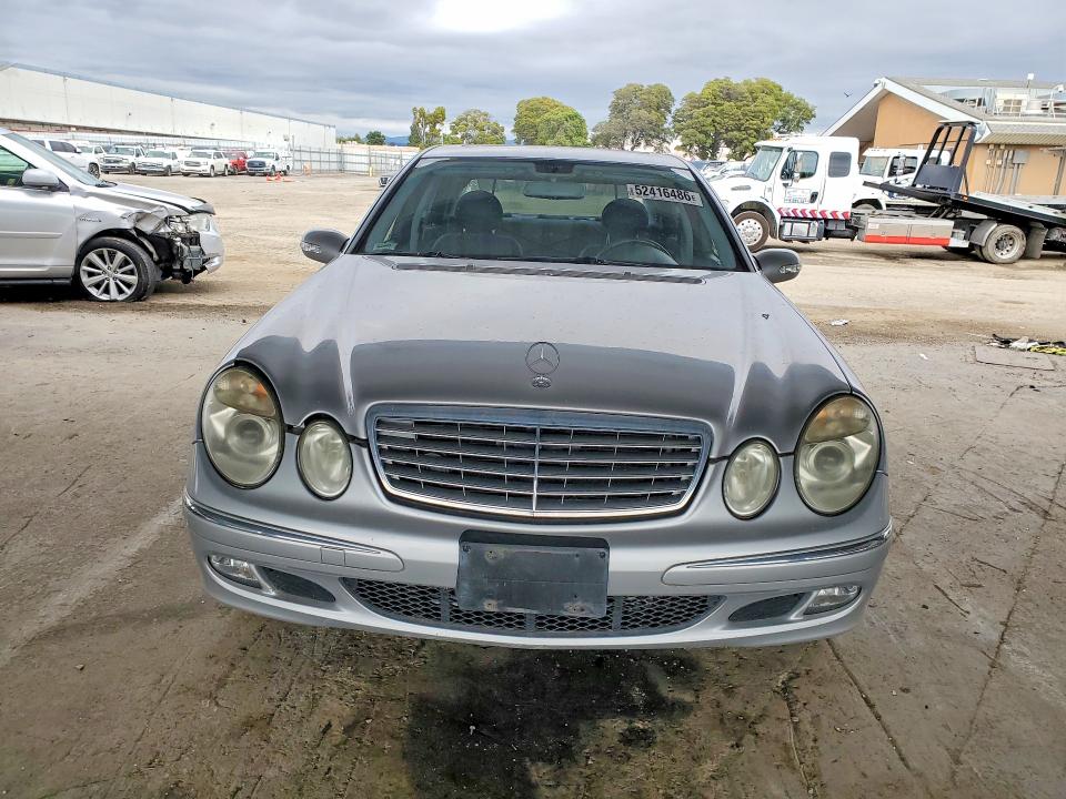 2006 Mercedes-benz E მანქანა იყიდება აუქციონზე, vin: WDBUF56JX6A814185, აუქციონის ნომერი: 52416486