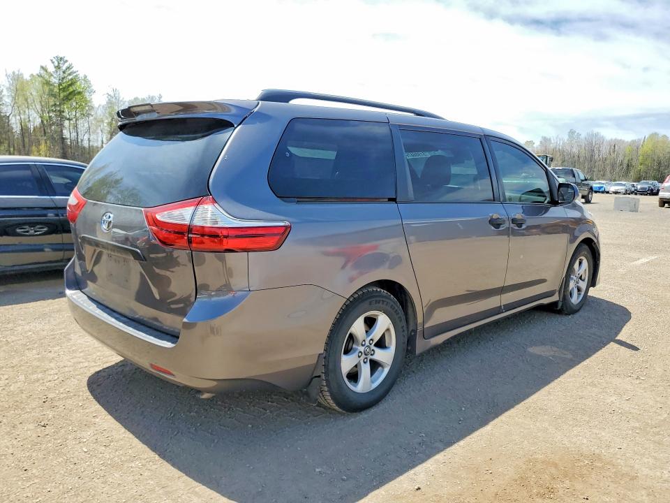 Продажа на аукционе авто 2019 Toyota Sienna, vin: 5TDZZ3DC8KS967829, номер лота: 51986676