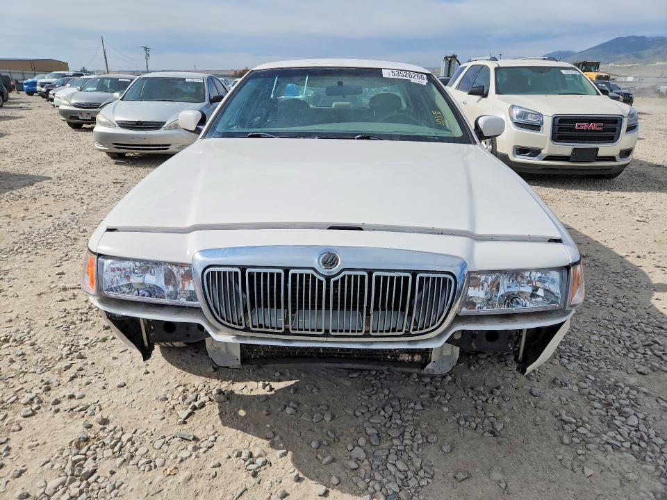 2002 Mercury Grand Marquis მანქანა იყიდება აუქციონზე, vin: 2MEFM74W62X633577, აუქციონის ნომერი: 53526266
